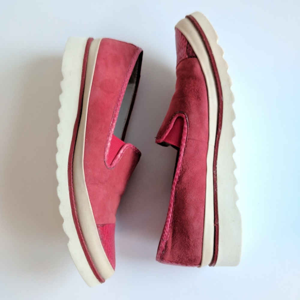 Donald J. Pliner Beliz Suede & Snakeskin Sneaker - Picture 5 of 8